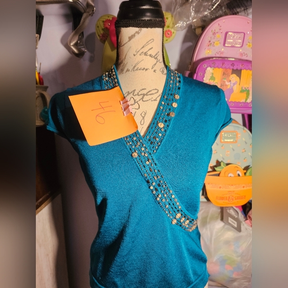 Jones New York Collection Petite Beautiful Turquoise Faux Blouse Beaded Size S - Picture 4 of 9